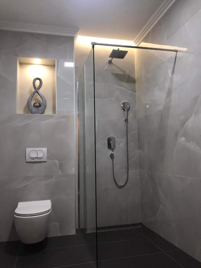 Apartment Romansa Мостар Екстериор снимка