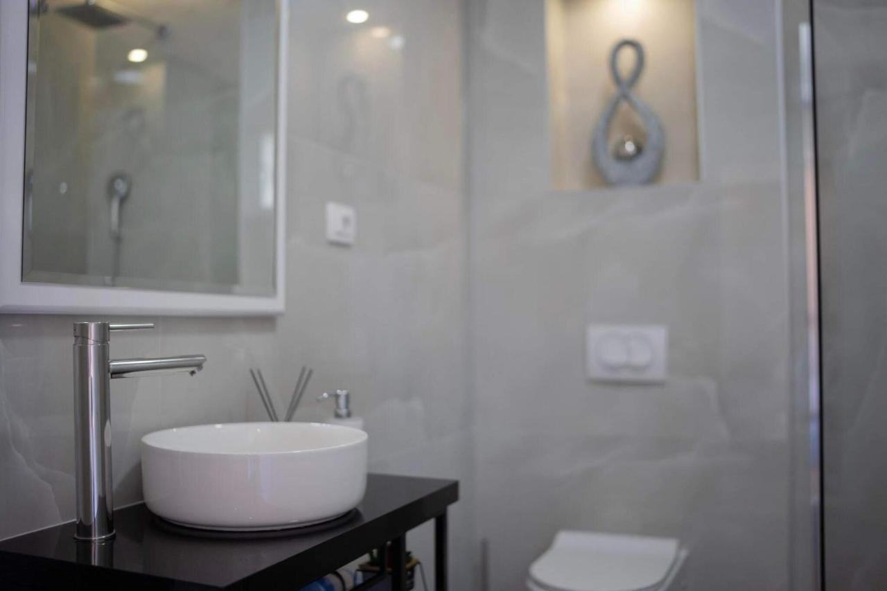 Apartment Romansa Мостар Екстериор снимка